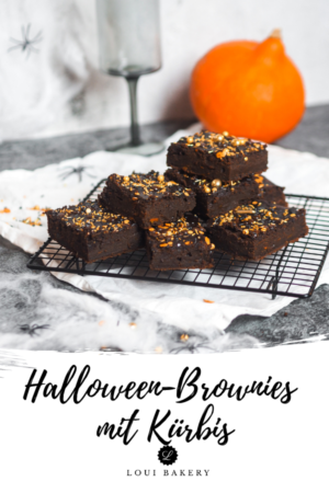 Halloween-Brownies mit Kürbis